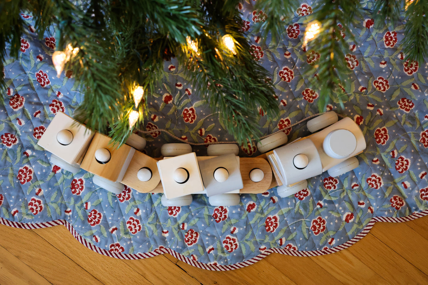 Guadalupe | Christmas Tree Skirt