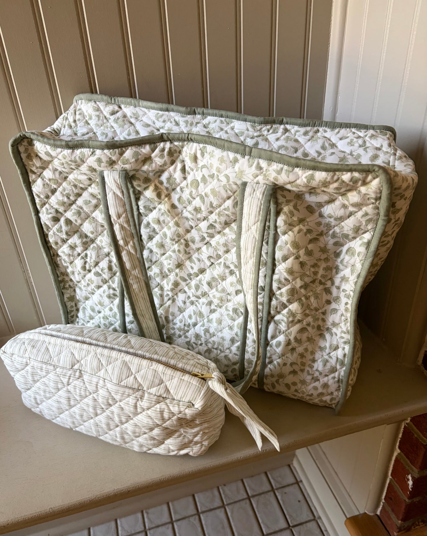 The La Leche Tote and Cosmetic Bag